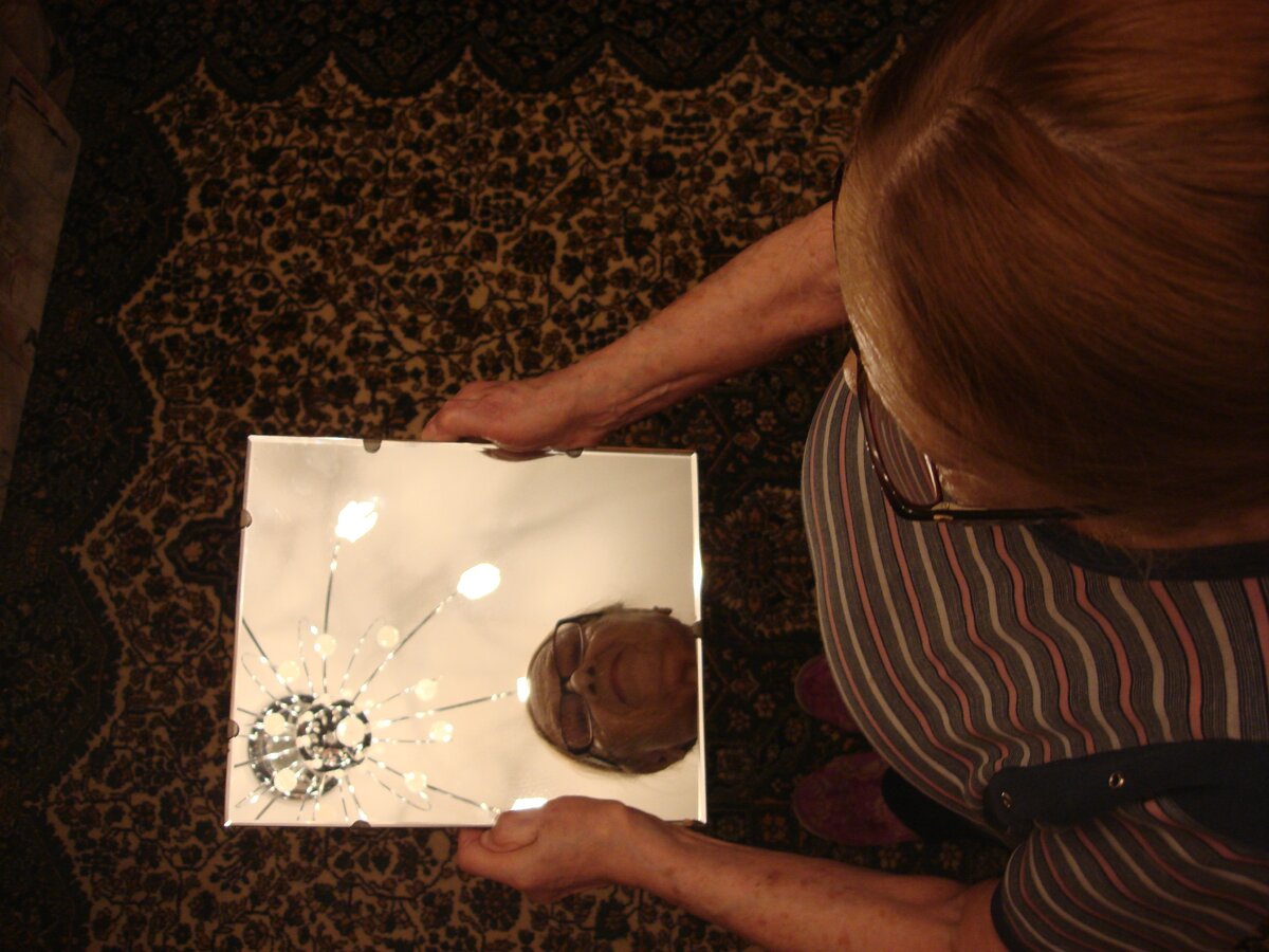 Фото сделано автором (в зеркале отражаются предметы с потолка)