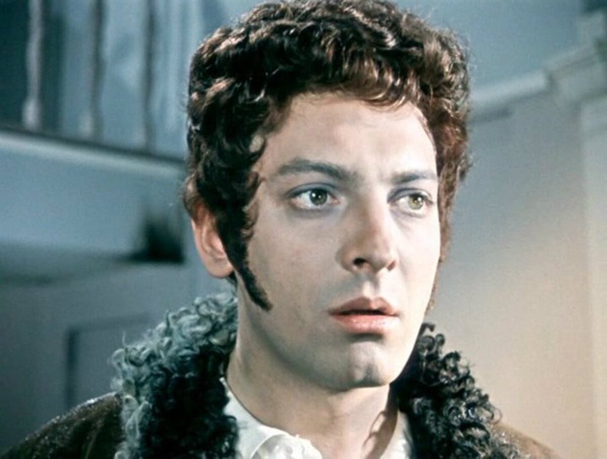 фото: https://b1.filmpro.ru ("Гусарская баллада", Винсенто (В.Ширяев)