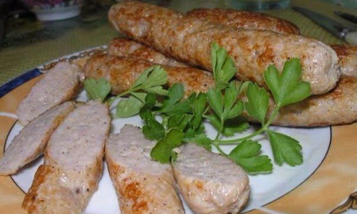 Рецепт: Сосиски домашние - диетические (подходят для диеты Дюкана)