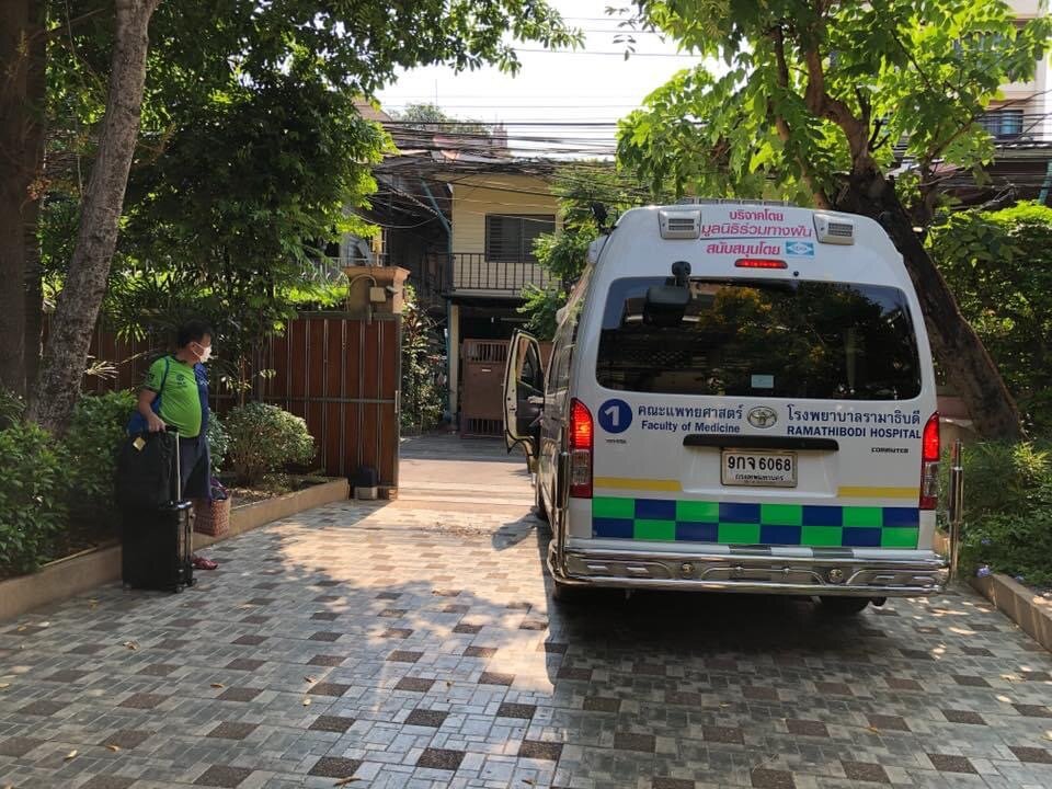 Фото как забирали меня в госпиталь.