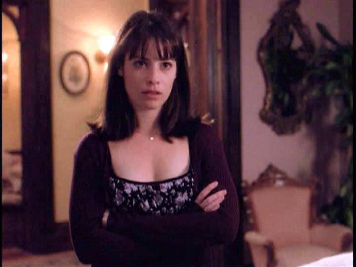 Холли Мари Комбс