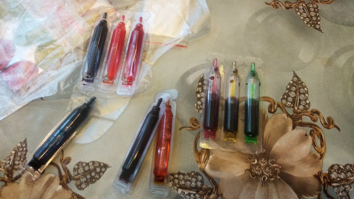 Берём пищевые красители