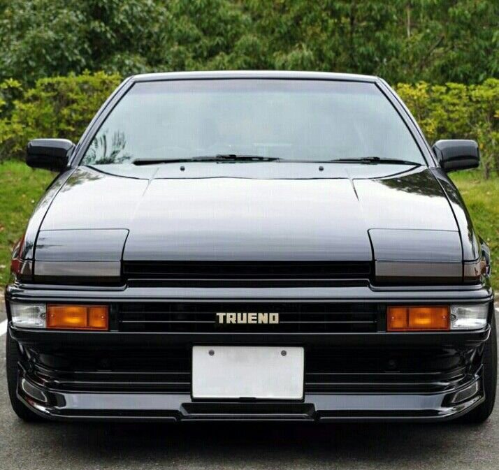 Первое поколение, AE85/AE86Toyota Corolla Levin Hach-Back 1.6GTV AE86 1.JPGПроизводительToyotaГоды производства1983—1987Двигатель1,5 л (3A-U)1,6 л (4A-GE)КПП5-ступ. механическая4-ступ. автоматическаяКолёсная база2400 ммДлина4205 ммШирина1655 ммВысота1625 ммМасса910 - 1200 кг