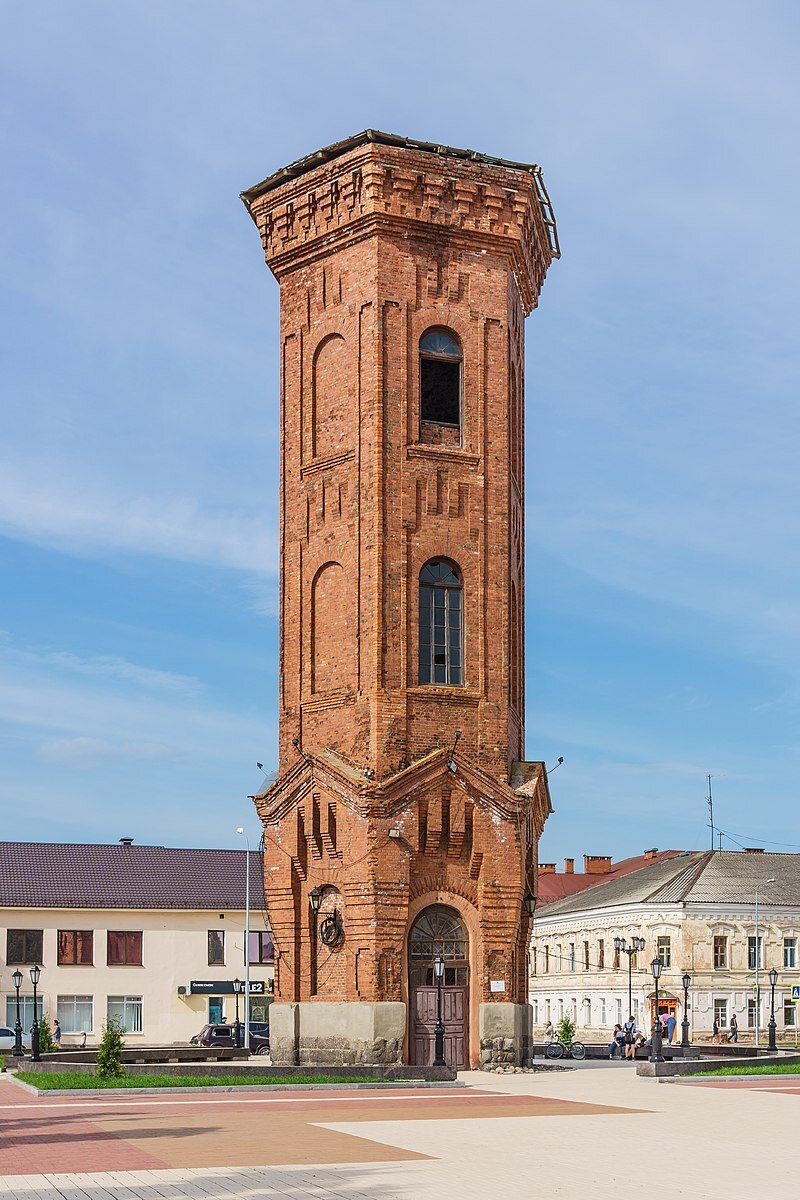 башня в старой руссе