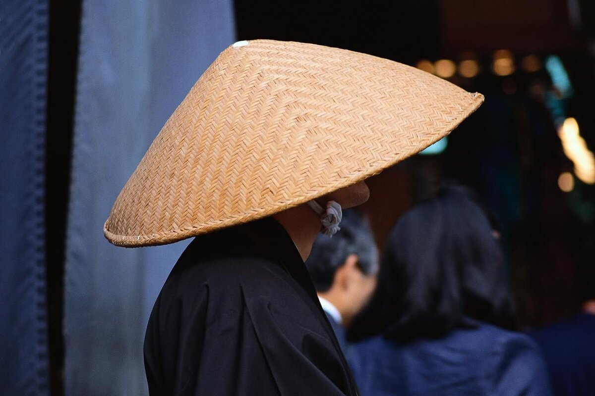 Вьетнамская шапка