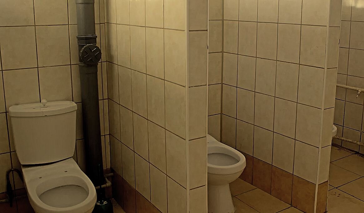 Школьные туалеты