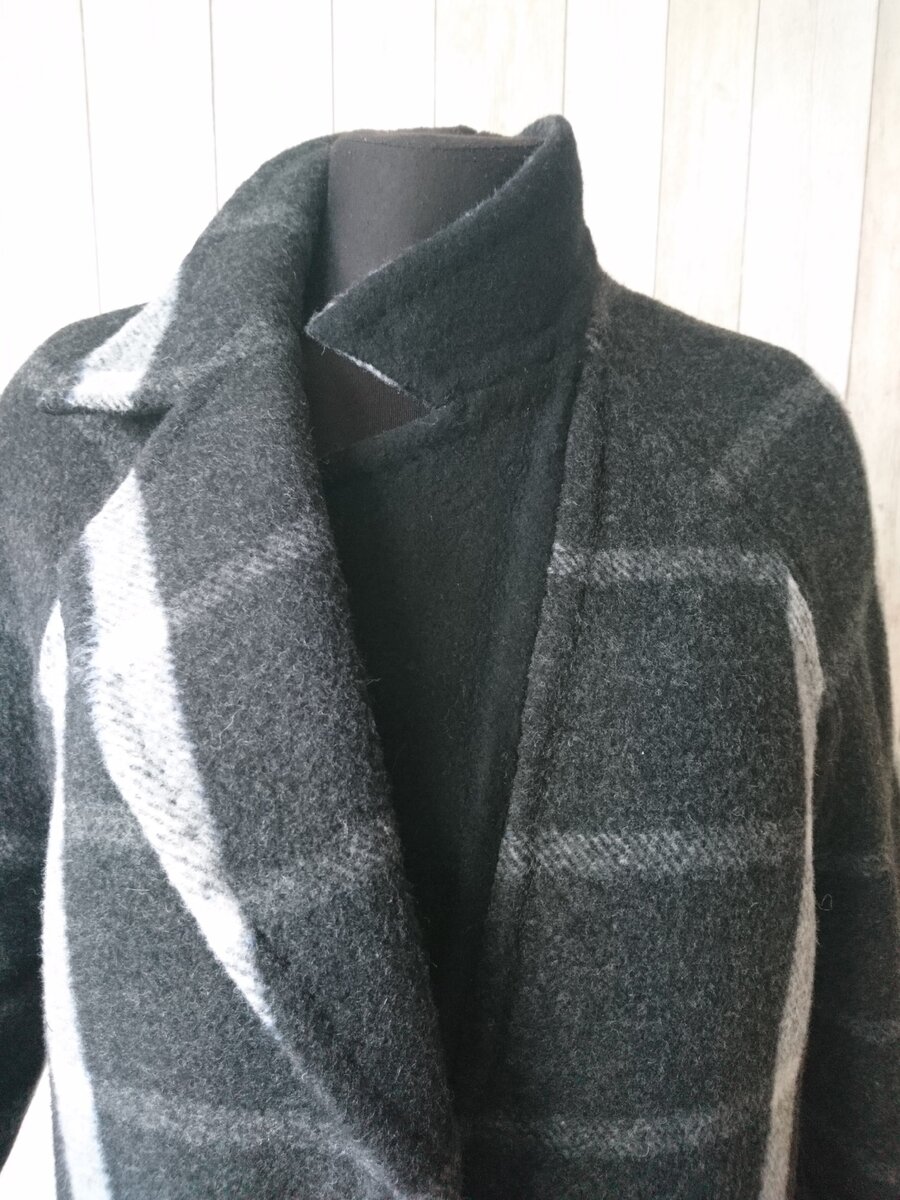 Если припуски не прошить, они будут вот такими "припухшими"