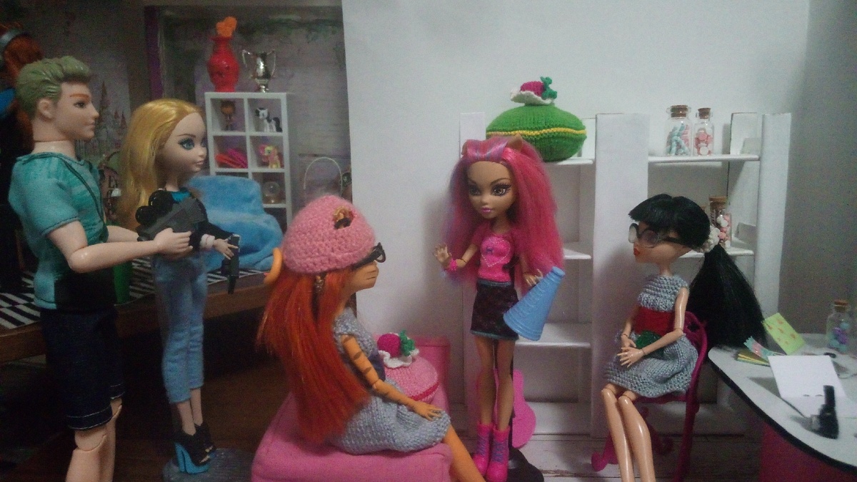 Раздаём актёрам указания для следующей сцены