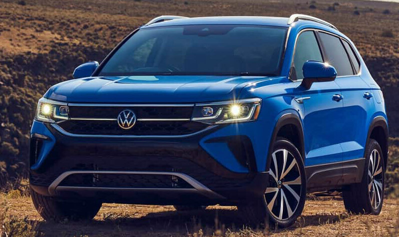 Volkswagen Taos получает смелую переднюю часть со скульптурным капотом и светодиодными фарами с адаптивной системой переднего освещения (AFS)