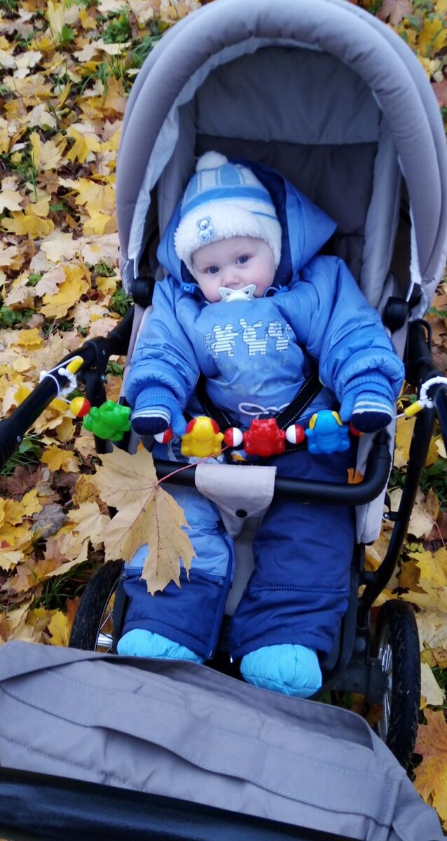 Потом одевали вот так с бошмачками 