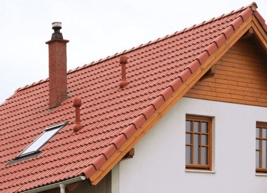 Чем лучше покрыть крышу деревянного дома | HOMGART | Дзен