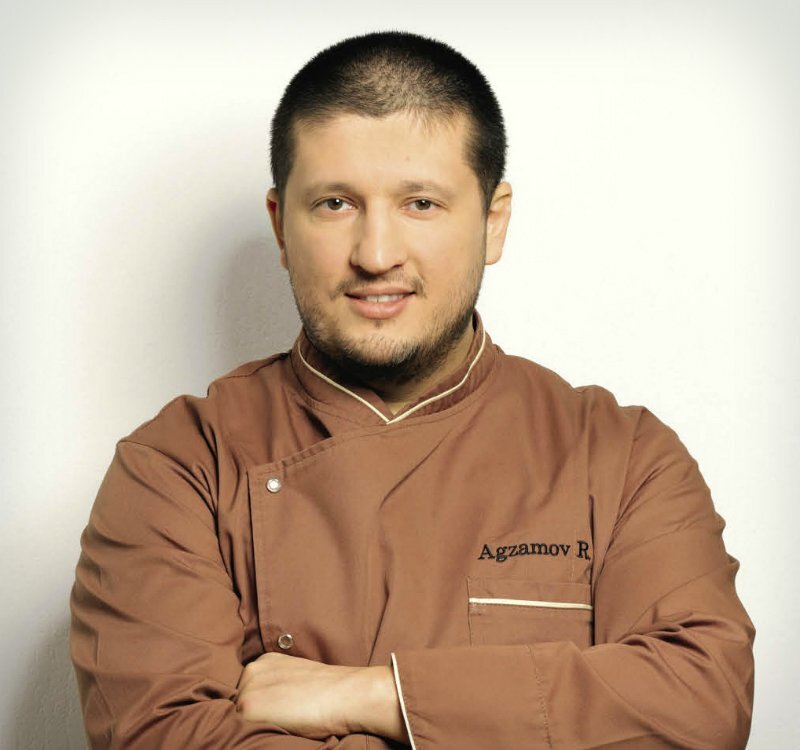 Алексей земсков пятница. Блоггер масленников блоггер дима. Ведущий программы черный список. Черный список пятница. Черный список шоу на пятнице.