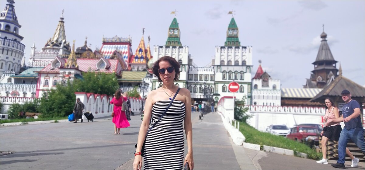 Своё исследование мы начали со входа Выездных башен. Из личного архива.
