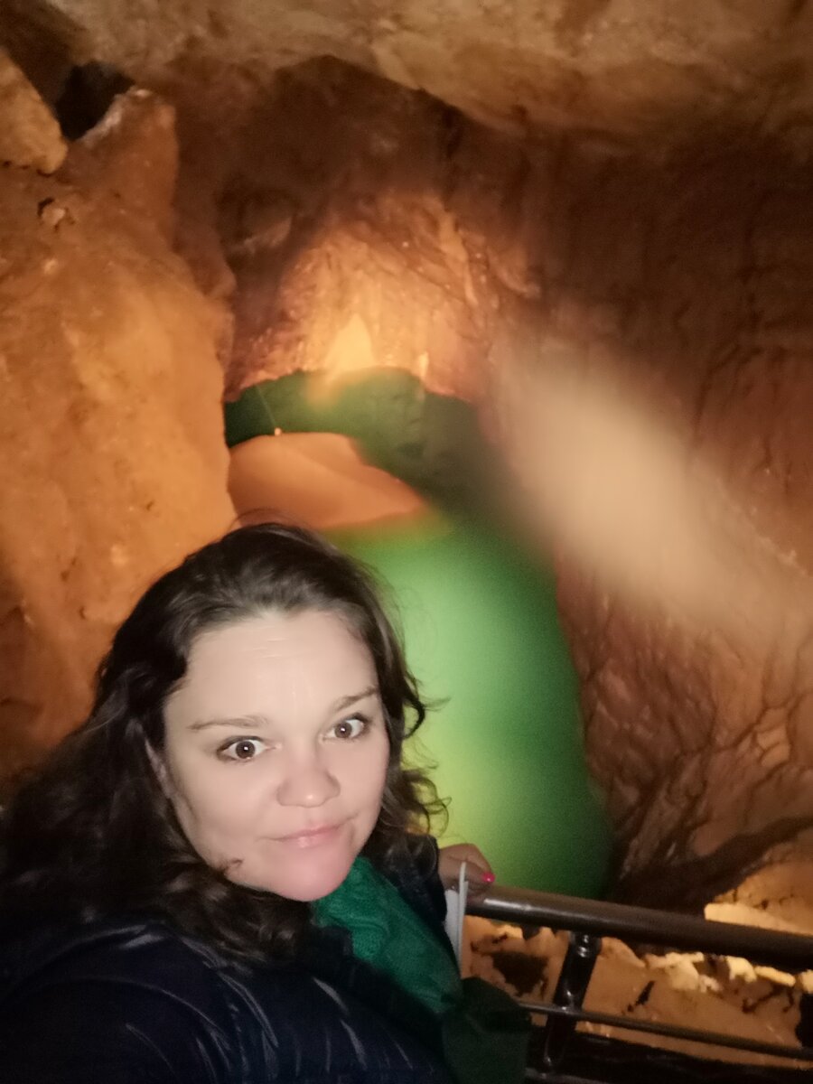 Подземное озеро