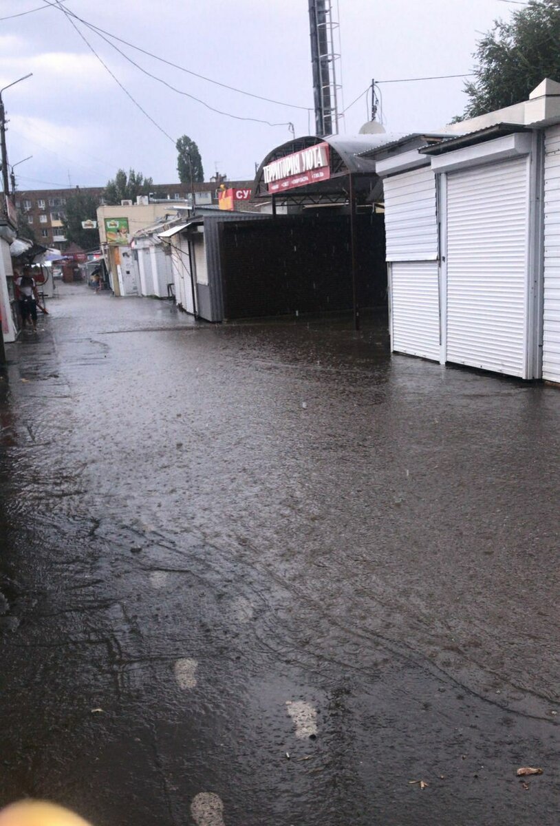 Вода, кругом вода