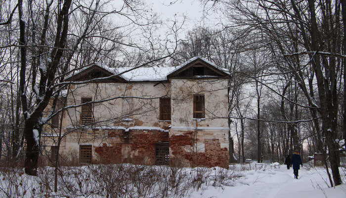 Никольское-Черенчицы, Флигель дома. Фото С. Рысенковой 23.01.2022