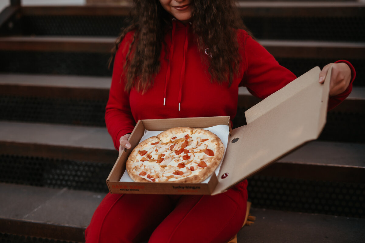 Итальянская пицца в кафе Лаки Кинг