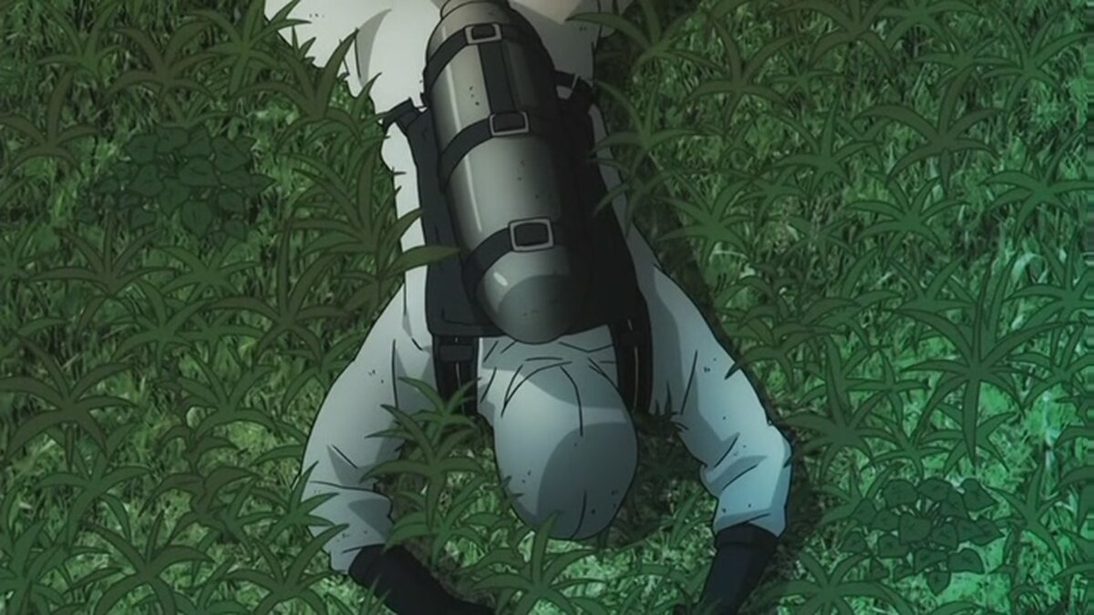 А тут не совсем живой выживший прилечь решил.