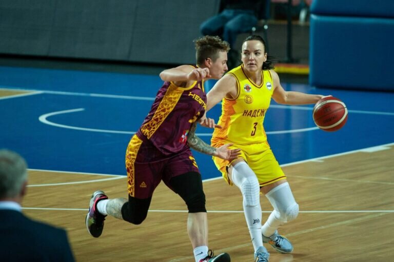    Оренбургская «Надежда» одержала победу над омским «Нефтяником» Белов Михаил Александрович