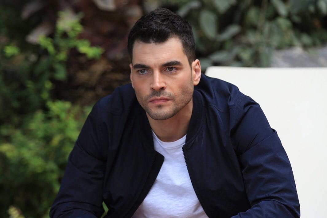 Акын Акынезю