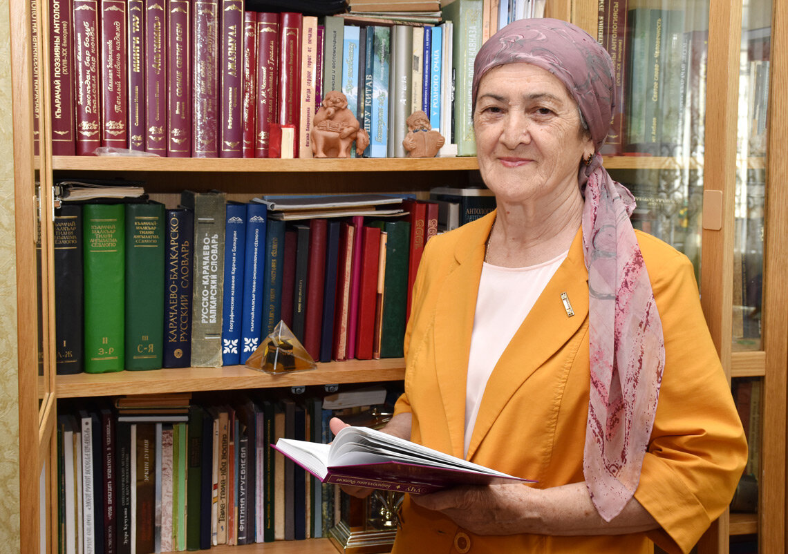 Фатима Байрамукова полна новых замыслов и идей. Фото Светланы ОСЕЦКОЙ.