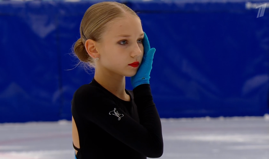 фигурное катание юниоры 2023 2024. дэвис и смолкин. щербакова гончаров. фигурное катание юниоры 2023 2024.