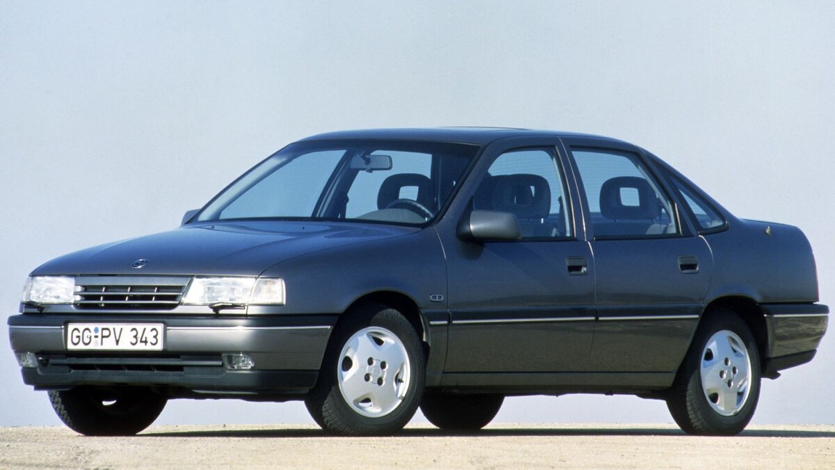    Opel Vectra (А) '1988–92