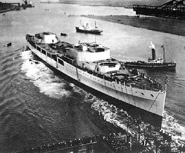 Спуск на воду крейсера «Белфаст» на верфи «Харланд энд Вульф»