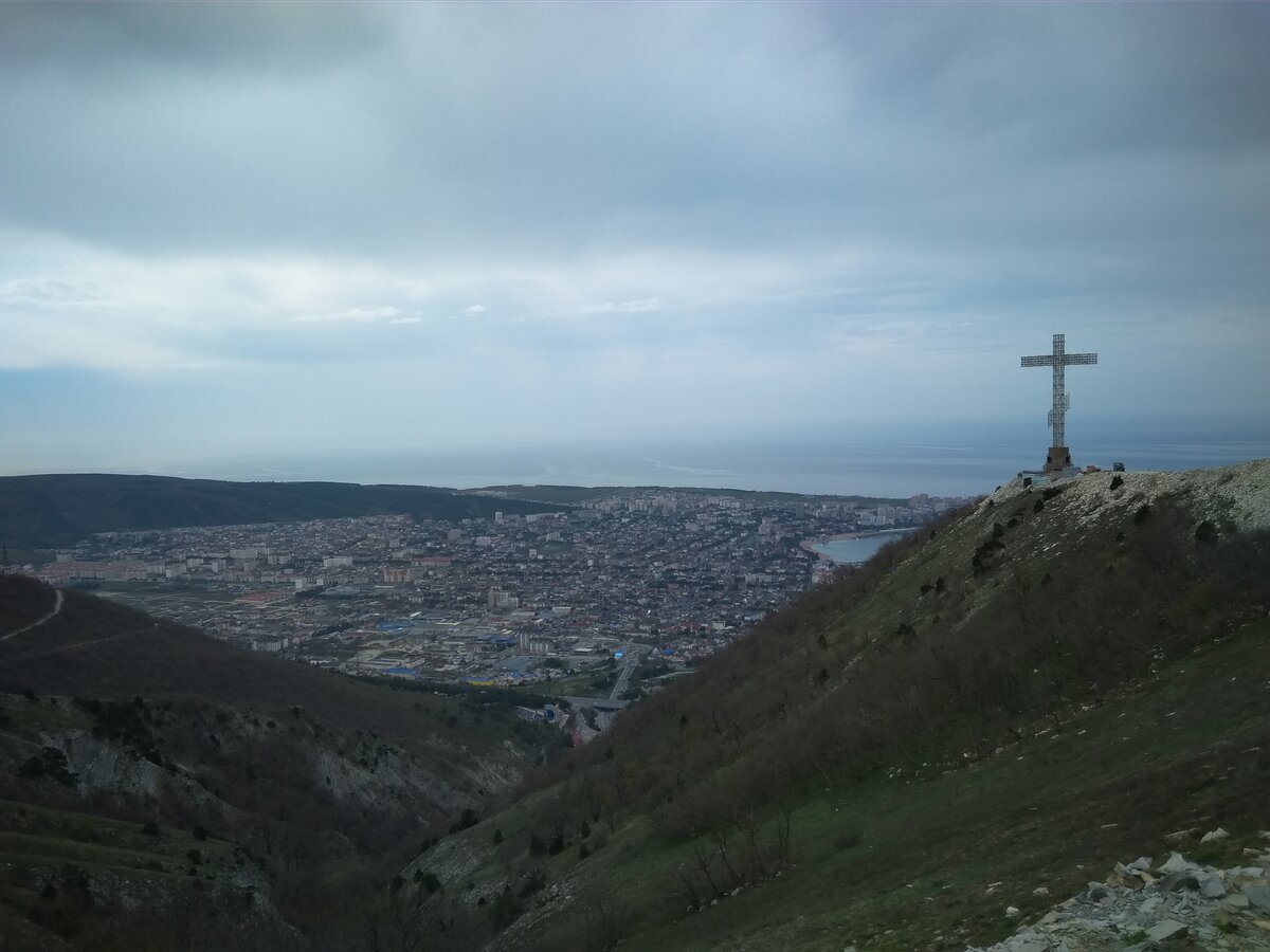 геленджик крест на горе