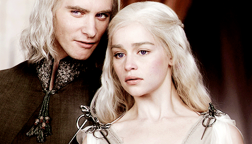 Визерис и Дейенерис