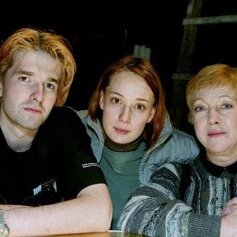 Иван Волков с Чулпан и мамой- актрисой Ольгой Волковой