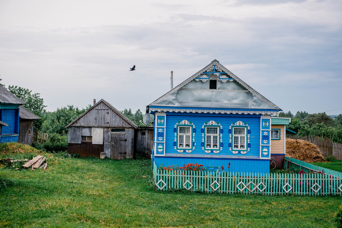 Село остров Ярославской области храм