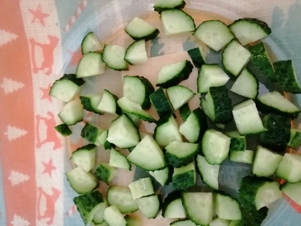 режу огурчик