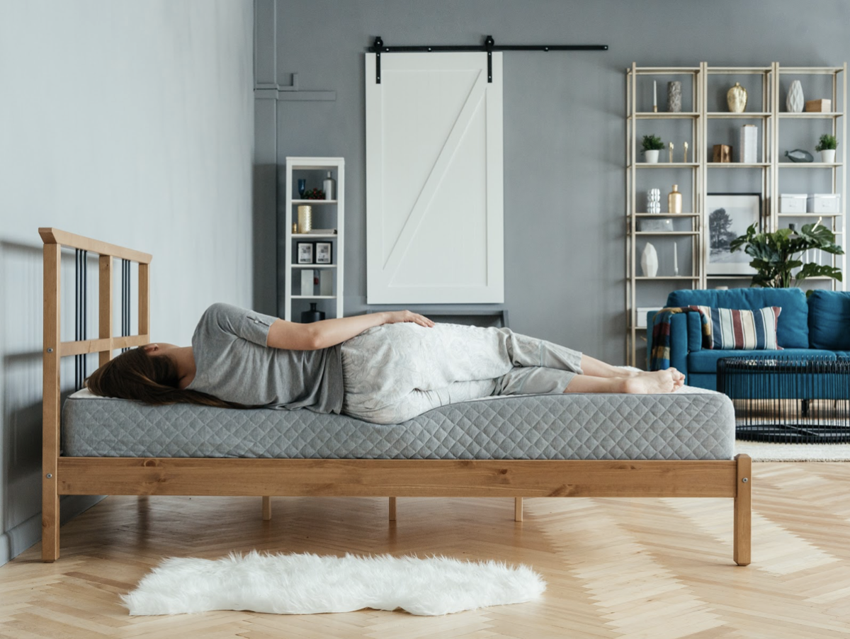 Разница между анатомическим и ортопедическим матрасом. Кровать Blue Sleep