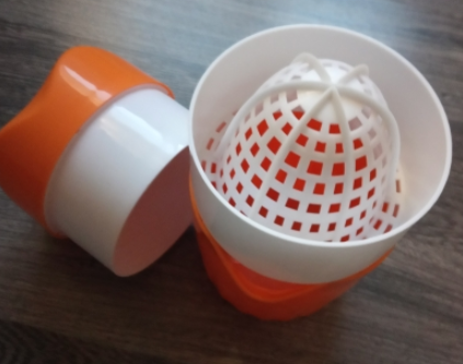 Ручная соковыжималка