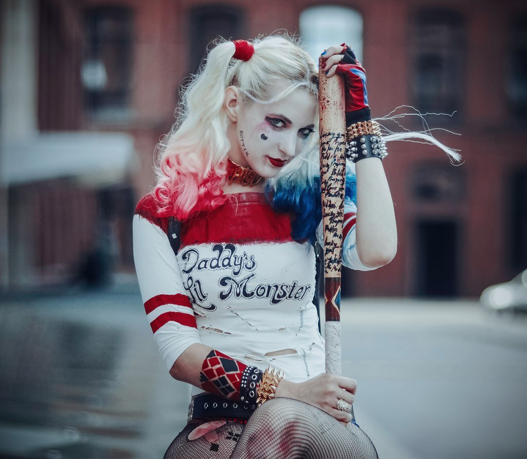 Харлей квин косплей. Харли Квинн. Harley Quinn фотосессия. Харли Квинн для взрослых. Образ Харли Квинн.