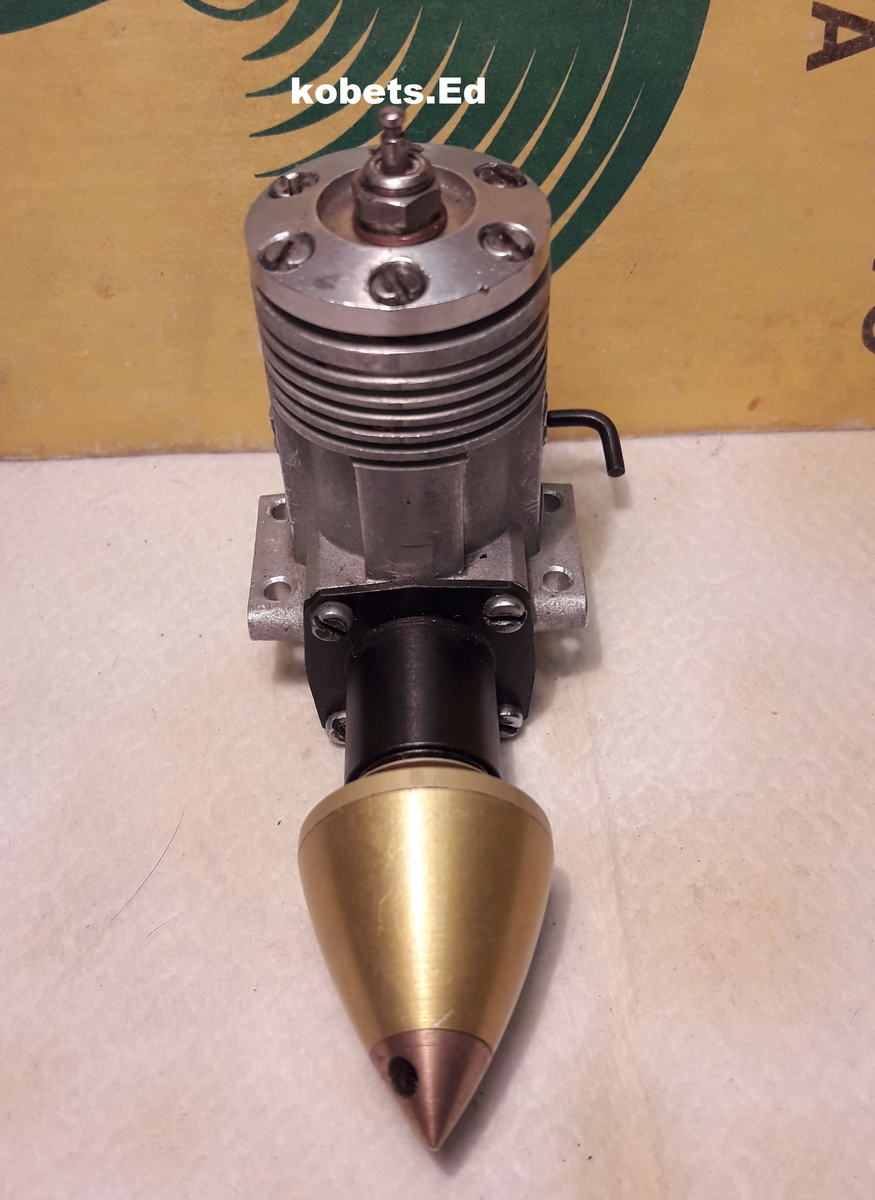 вид спереди.