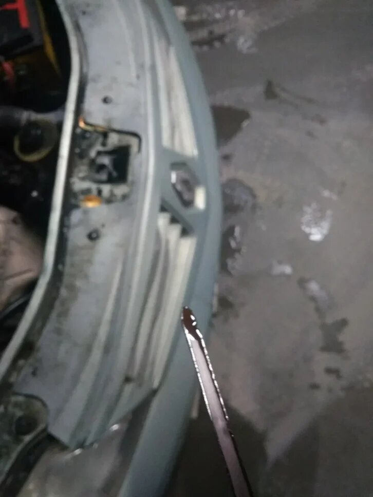 Не очень хорошо видно но уровень на 1 см выше минимума