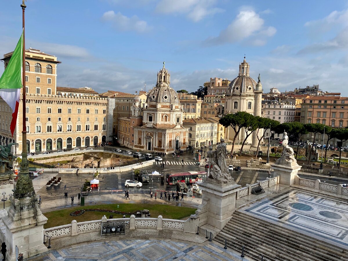 Вид с алтаря отечества 