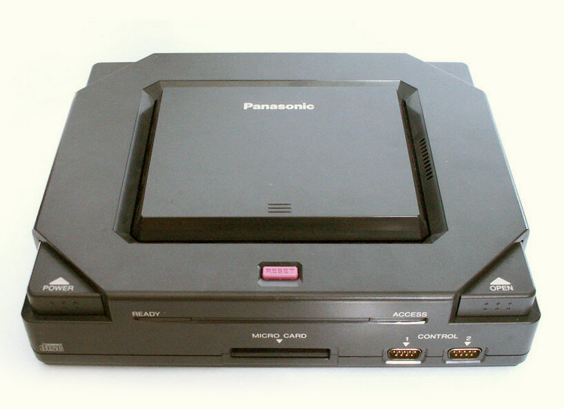                                                   Меньше Sega Saturn, мощнее Nintendo 64