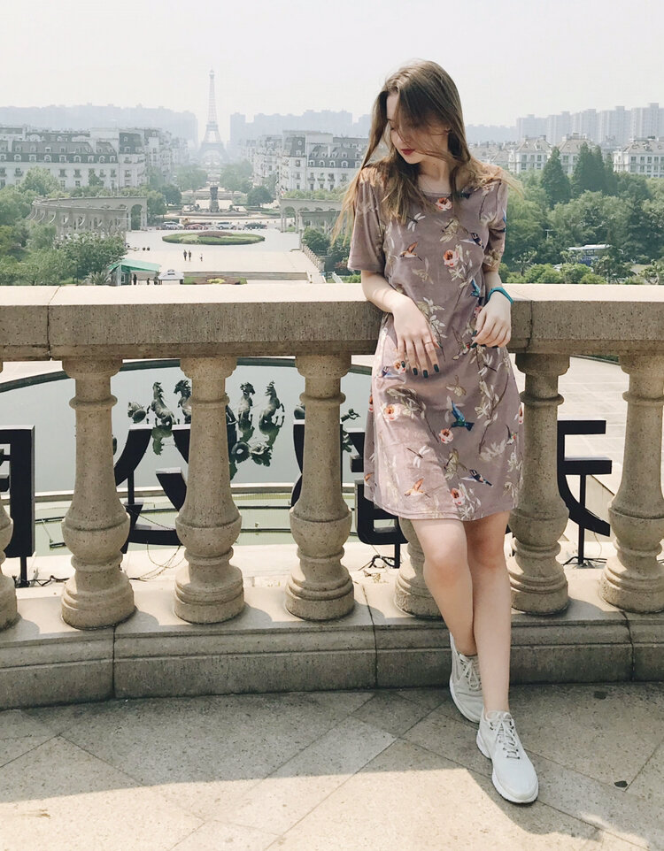 Фото из архива. Вообще-то это Ханчжоу, но я вам для примера решила показать (Китайцы хорошо подделывают не только вещи, но и известные места. Особенно это замечаешь, если в Париже ты никогда не был, например😅)