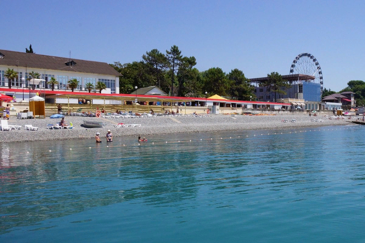 Адлер, пляж.