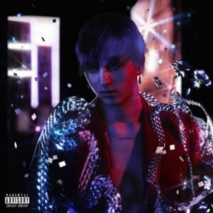 [Интро] Я влюблён (влюблён), как в первый раз (как в первый раз)
Твои глаза (смотри сюда), как опиат (как опиат)
Так глубоко (так глубоко), как океан (в океане)
Весь этот дым (shmoke) — шладкий туман (я, е)
Она хочет быть со мною рядом (рядом, е)
Маленькая сука любит папу (любит папу, эй)
Лучше бы не знать мне её папу (а)
Я бы тебя трахнул в красной Rari (в красном Rari, е)

[Куплет 1]
Дело не в тебе, я просто милый парень (big boy)
Бери меня на клык, малыш, я скушал xanny (грязь)
В моём стакане лёд, яд в моём стаконе (яд, е)
Нужно меньше света (е), меня раздражает (е)
Сделай меньше свет, только силуэт (только силуэт)
Shloppy-toppy sex, это всё — детали (shloppy-toppy)
Твой парень, это всё — детали (е, эй)

[Припев]
И я влюблён (и я влюблён), как в первый раз (как в первый раз)
Смотри сюда (твои глаза), как опиат (как опиат, эй)
Так глубоко (я, я), как океан (как океан)
Весь этот дым (весь этот shmoke) — тёплый туман (я)
Я совсем другой (воу), ты совсем другая (другой, е)
Почему со мной (со мной) много зависаешь? (оу, бля)
Глаза, как две луны, как ярко ты сияешь (е, е)
Детка, тут огонь, ты не играешь

[Куплет 2]
Если бы я знал куда попал (е, е)
Я что-то пью и снова вижу эти сны (что-то, е-е)
Я узнал её за полчаса (за полчаса)
Хотел забрать у тебя сердце и разбить (е)
Похоже, что я сильно опоздал (я не успел)
Кто-то это сделал до меня (е, е)
Может быть, что я нашёл в тебе себя

[Припев]
И я влюблён (и я влюблён), как в первый раз (как в первый раз)
Твои глаза (твои глаза), как опиат (как опиат)
Так глубоко (е), как океан (океан)
Весь этот дым (весь этот shmoke) — тёплый туман
Я совсем другой, ты совсем другая (у-у-у)
Почему со мной так много зависаешь? (со мной)
Глаза, как две луны, что ты мутишь, зая? (е)
Детка, тут огонь, ты не играешь

[Куплет 3]
Ты и не играешь
Но ведь тебе надо, е, сожрала все xan'ы (xan'ы)
Е, е, едем к твоей маме (skrrt-skrrt)
Познакомлюсь сразу (давно пора) и с твоим папашей (я-я-я)
Е, пожму руку брату, е, е
Ты можешь так себе представить? Е
Я стану космонавтом, е
Доктор всех наук, я защитил прекрасно, е (ложь)
Как бы мной гордилась моя мама, е
Я не виноват, но получилось как-то
Как-то по-другому (по-другому), получилось странно
Блант в моих руках, а, и в нём пару граммов (я)
Мутим этот нал, всё бабло в пакетах (а-а-а)
Чёрный Бумер, вся братва на схемах
Деньги, будто веер, это свежий ветер (я, я)
Весь этот газ превращаю в пепел (big boy)