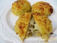 Мясо в картофельной шубке - отказаться невозможно! Интересный вариант с картошкой, мясом и сыром! Готовится легко, получается вкусно! Кто пробовал, просят ещё! Готовьте на здоровье!