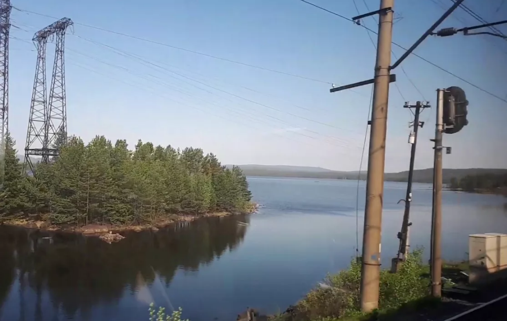 На перегоне Белое море - Кандалакша. Здесь и далее фото из свободных источников