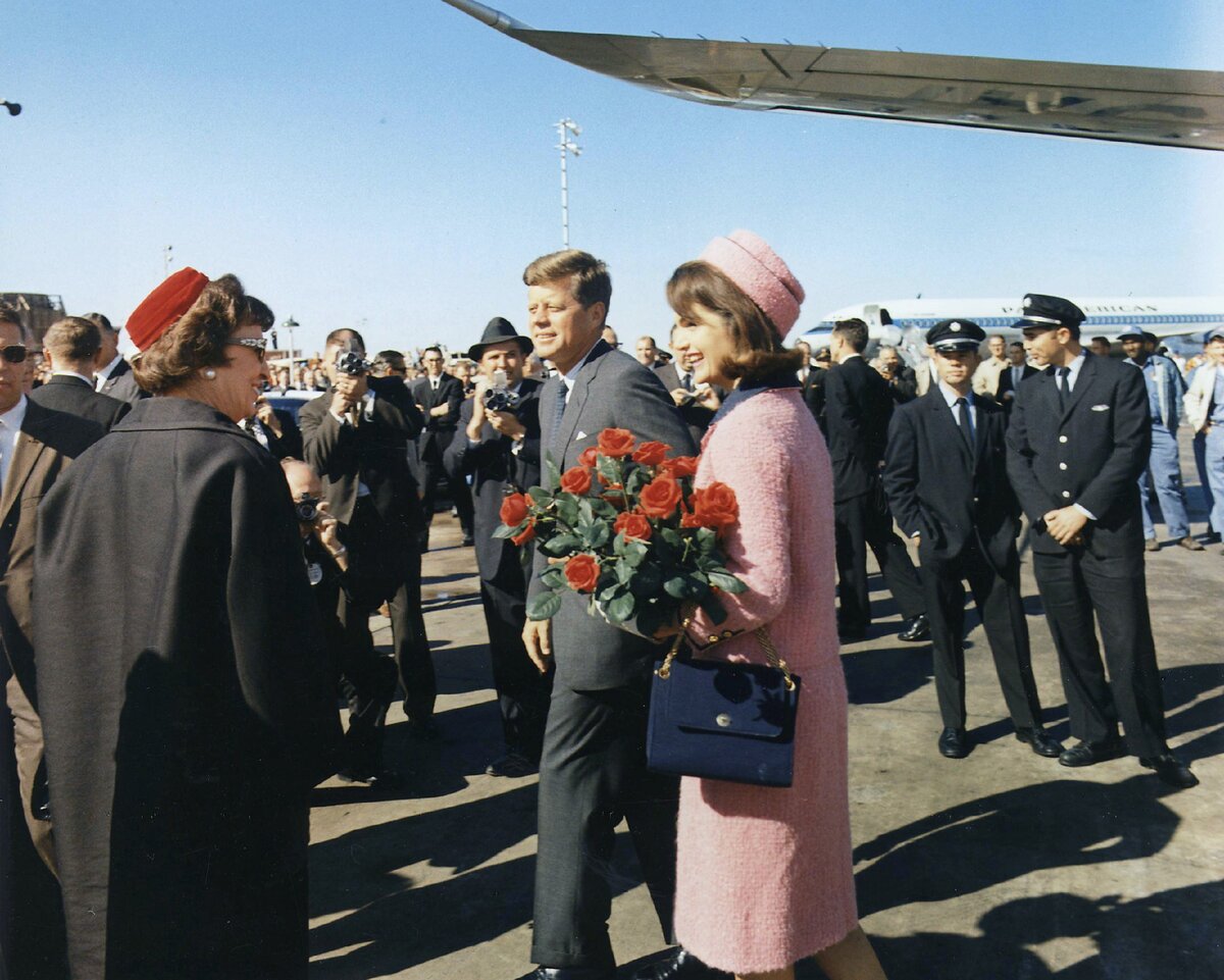Джон и Жаклин Кеннеди в Далласе, 22 ноября 1963