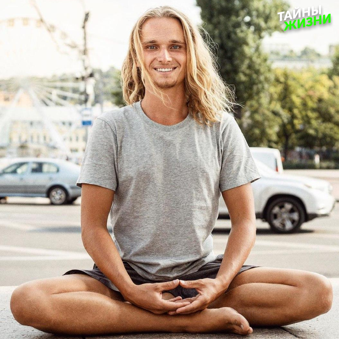 Дмитрий Елистратов "В любой ситуации: как бы не болело тело, чтобы не происходило в мире, всегда есть дом... – знание себя." 