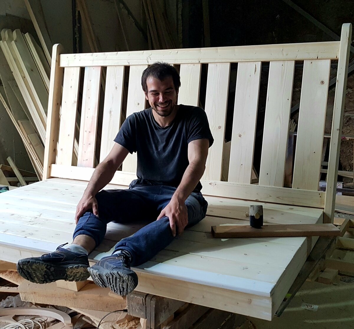 У нас всегда есть место улыбке и даже смеху :)