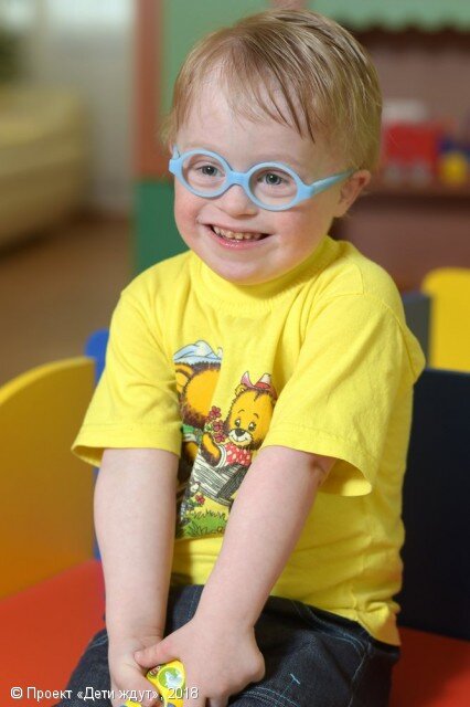 Анкета Пети https://дети-ждут.рф/deti/hlz0c