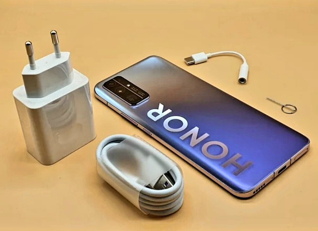 Смартфон Honor